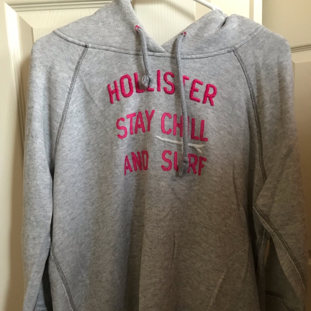 hollister sweatshirt